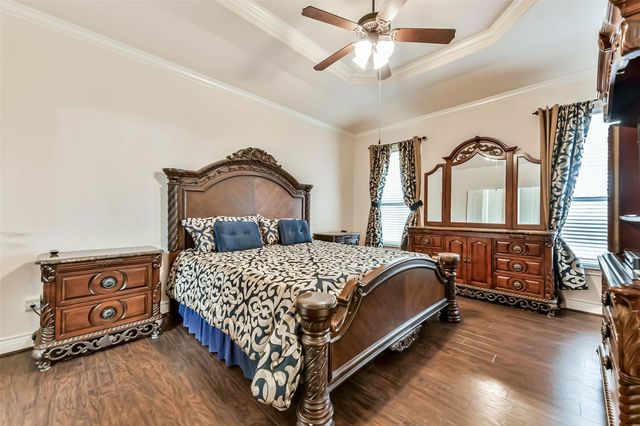 4055 Bentwood Drive, Dickinson, TX 77539