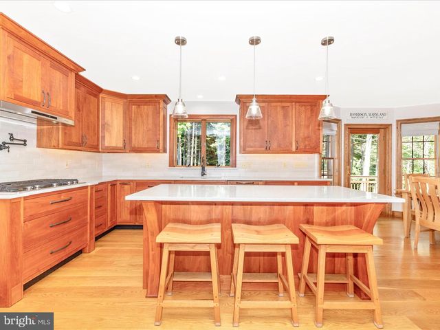 4414 MOUNTVILLE RD, Jefferson, MD 21755