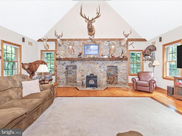 4414 MOUNTVILLE RD, Jefferson, MD 21755