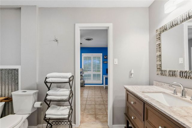 2 Camden Pl, Corpus Christi, TX 78412