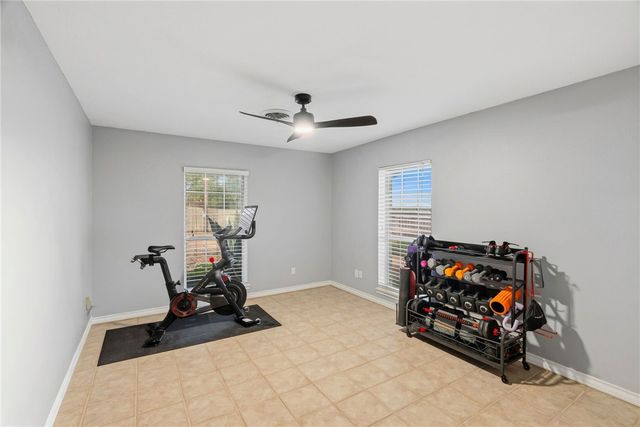2 Camden Pl, Corpus Christi, TX 78412