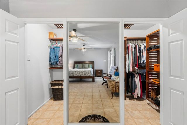 2 Camden Pl, Corpus Christi, TX 78412