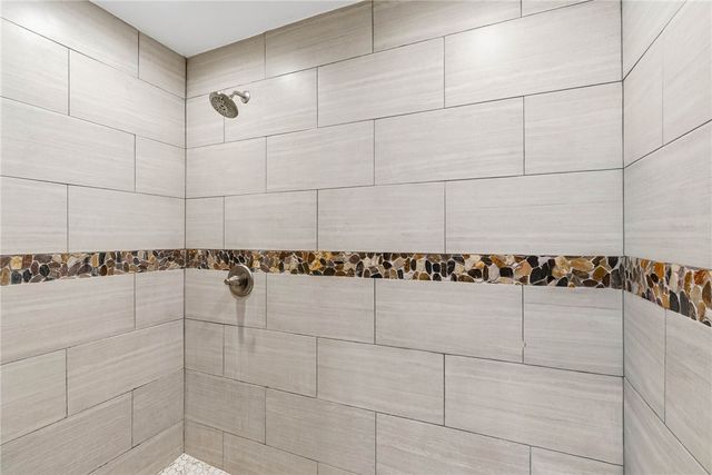 2 Camden Pl, Corpus Christi, TX 78412