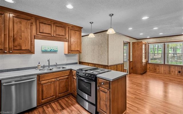 1905 Glenn Drive, Reidsville, NC 27320