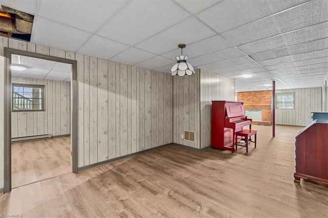 1905 Glenn Drive, Reidsville, NC 27320