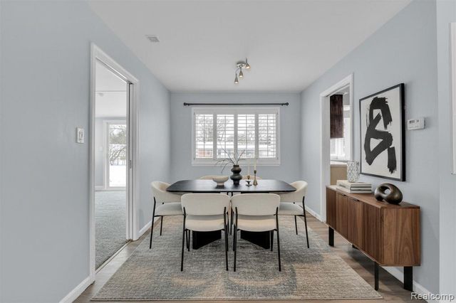 6576 Inkster Road, West Bloomfield, MI 48322