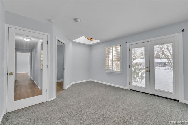 6576 Inkster Road, West Bloomfield, MI 48322