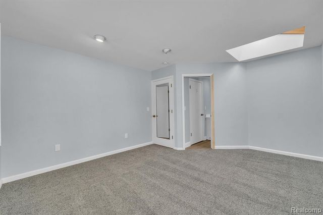 6576 Inkster Road, West Bloomfield, MI 48322