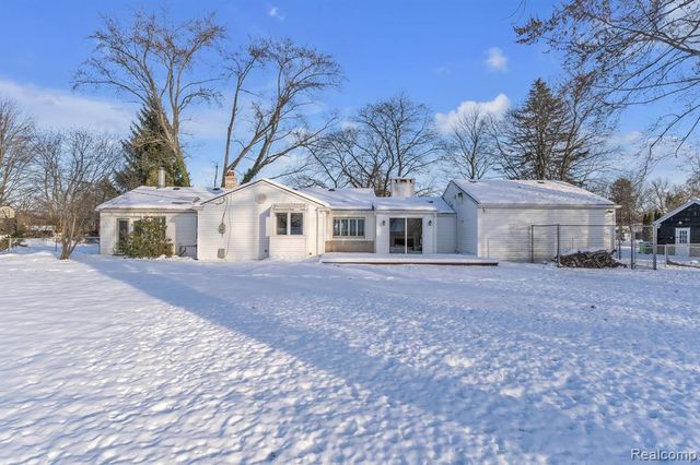 6576 Inkster Road, West Bloomfield, MI 48322
