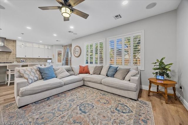 8224 Sawmill Falls Street, North Las Vegas, NV 89085