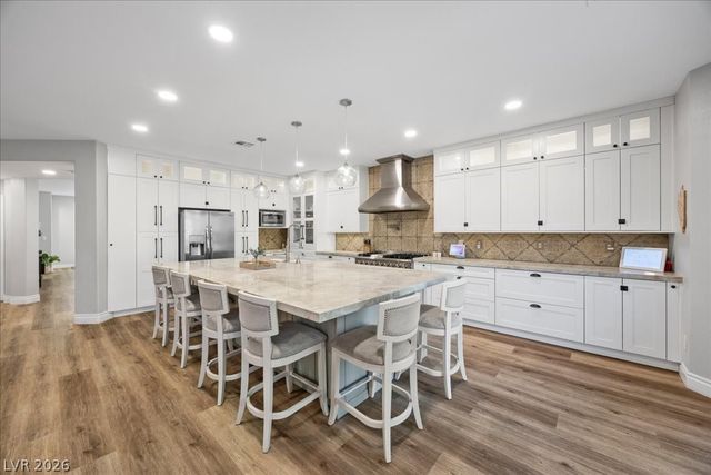 8224 Sawmill Falls Street, North Las Vegas, NV 89085
