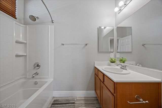 8224 Sawmill Falls Street, North Las Vegas, NV 89085