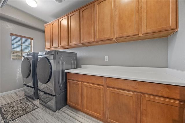 8224 Sawmill Falls Street, North Las Vegas, NV 89085