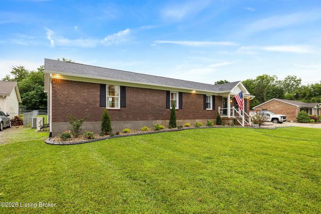 380 Oakrun Dr, Mt Washington, KY 40047