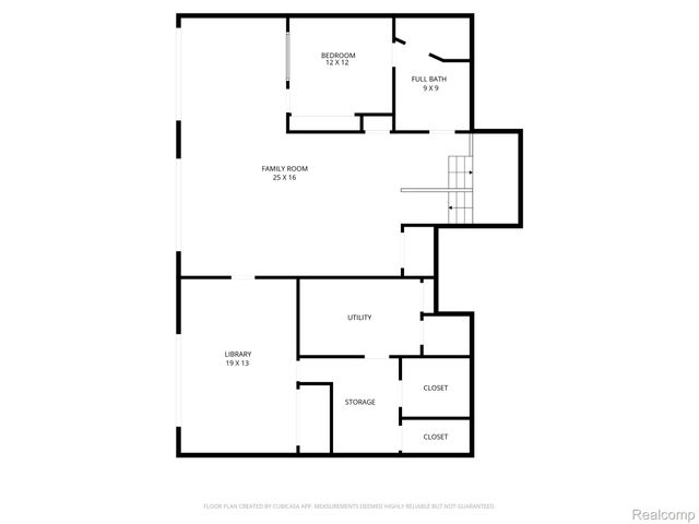 1825 Long Pointe Drive, Bloomfield Charter Township, MI 48302