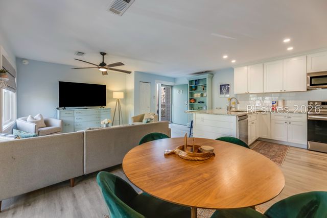 125 Cordillo Pkwy Apt 82, Hilton Head Island, SC 29928