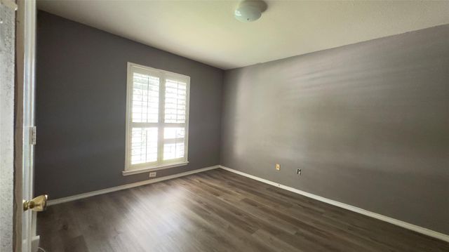 6002 Stirring Winds Lane, Houston, TX 77086