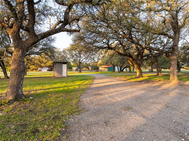 5525 FM2340 RD, Burnet, TX 78611