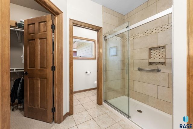 3805 S Mesquite Ave Avenue, Sioux Falls, SD 57110
