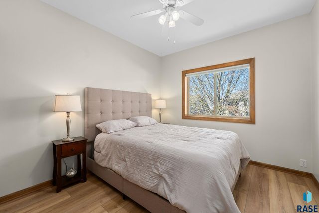 3805 S Mesquite Ave Avenue, Sioux Falls, SD 57110