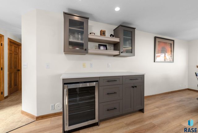 3805 S Mesquite Ave Avenue, Sioux Falls, SD 57110
