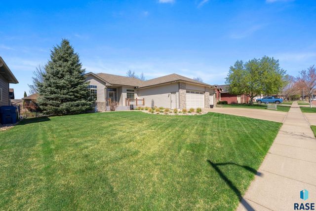 3805 S Mesquite Ave Avenue, Sioux Falls, SD 57110
