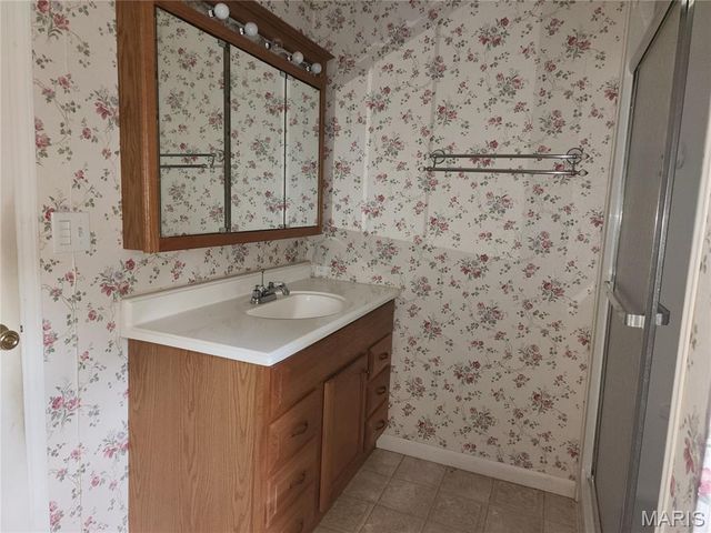 408 Bender Avenue, East Alton, IL 62024
