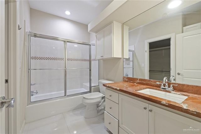 521 E Thornhill Avenue, Mcallen, TX 78503