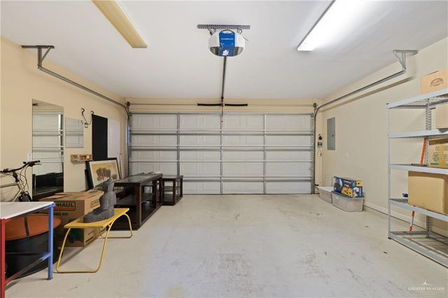 521 E Thornhill Avenue, Mcallen, TX 78503