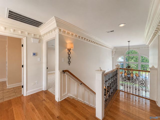 1503 Magnolia Drive NW, Hartselle, AL 35640