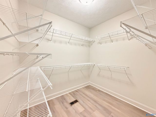1503 Magnolia Drive NW, Hartselle, AL 35640