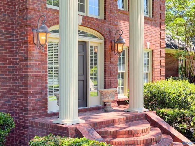 1503 Magnolia Drive NW, Hartselle, AL 35640
