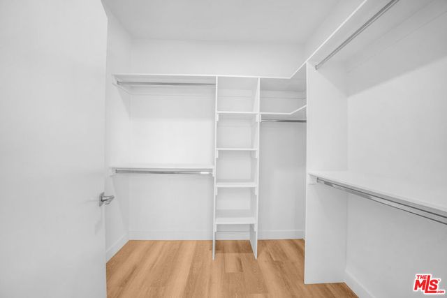 14825 Delano Street 305, Los Angeles, CA 91411