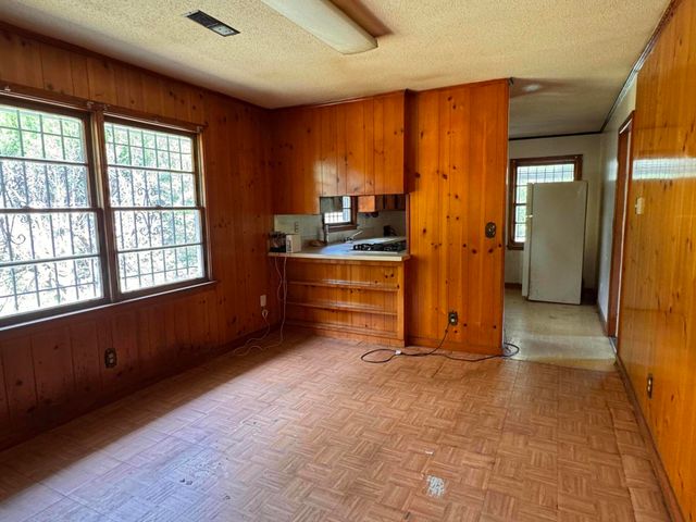 1106 Barrett Road, Charleston, SC 29407