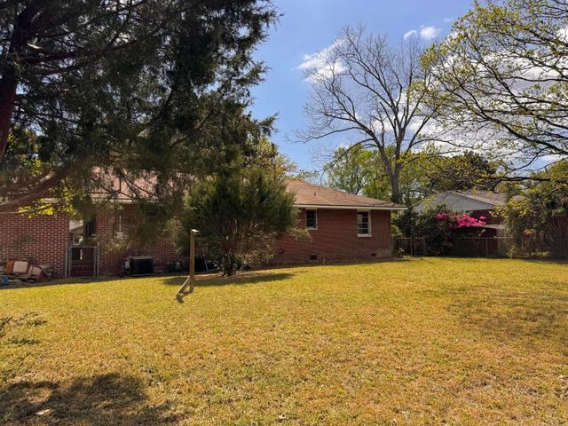 1106 Barrett Road, Charleston, SC 29407