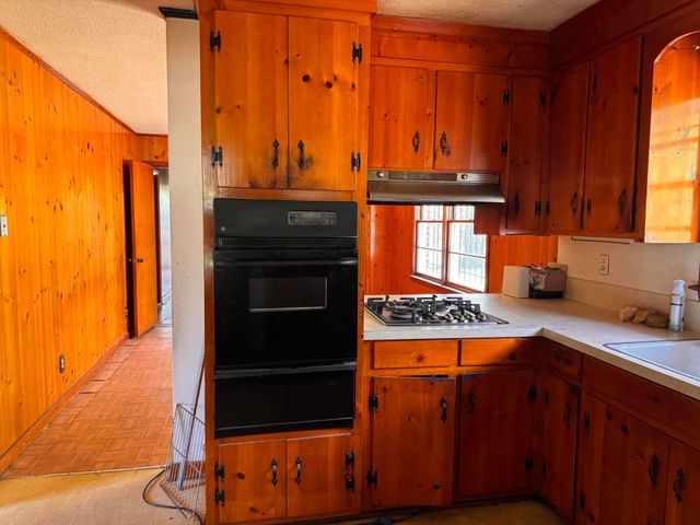 1106 Barrett Road, Charleston, SC 29407