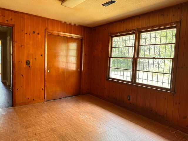 1106 Barrett Road, Charleston, SC 29407