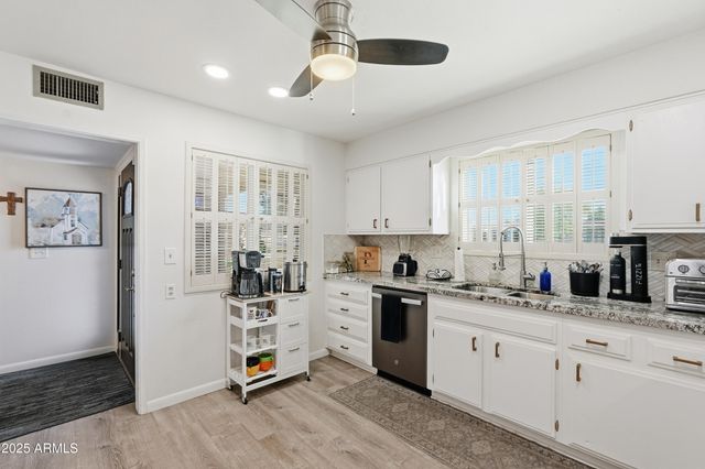 10320 W CORTE DEL SOL ESTE --, Sun City, AZ 85351