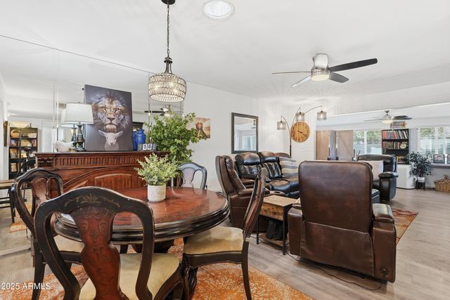 10320 W CORTE DEL SOL ESTE --, Sun City, AZ 85351