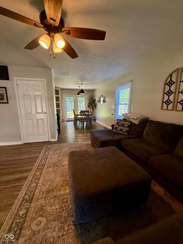 534 S Alpha Avenue, Brownsburg, IN 46112