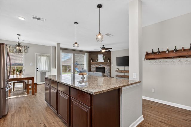 1637 Pike Drive, Forney, TX 75126