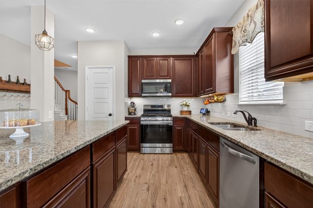 1637 Pike Drive, Forney, TX 75126