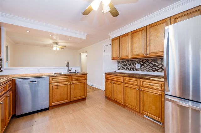 21 Sunridge Drive, Chili, NY 14624