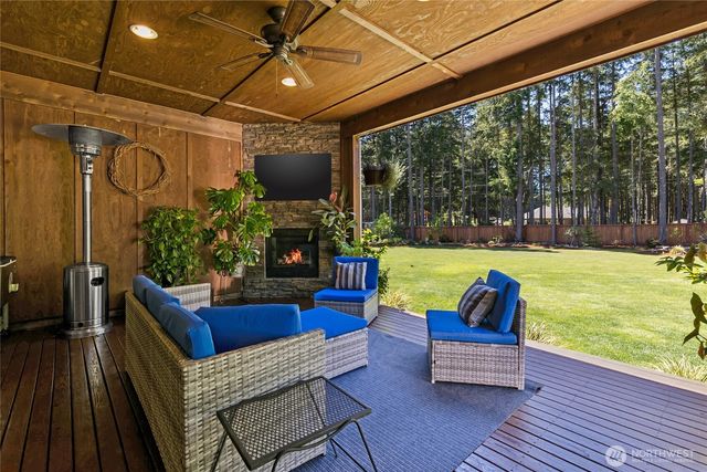 5143 Nuthatch Court NE, Lacey, WA 98516