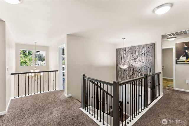 5143 Nuthatch Court NE, Lacey, WA 98516