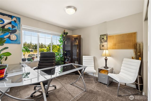 5143 Nuthatch Court NE, Lacey, WA 98516