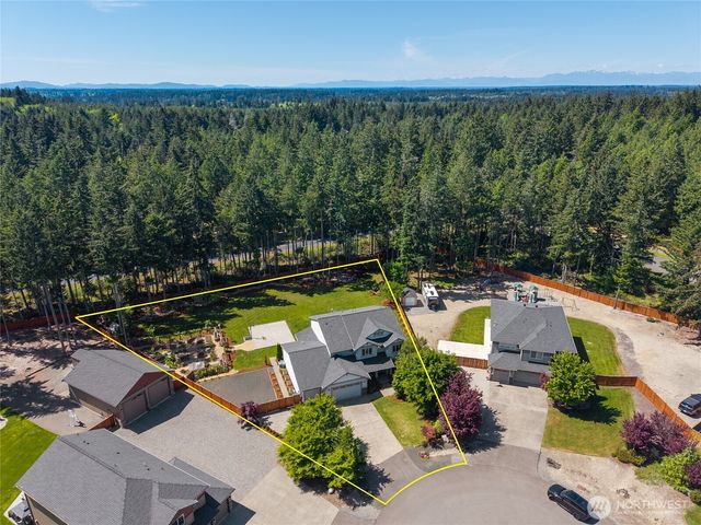 5143 Nuthatch Court NE, Lacey, WA 98516