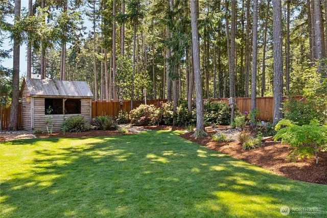 5143 Nuthatch Court NE, Lacey, WA 98516