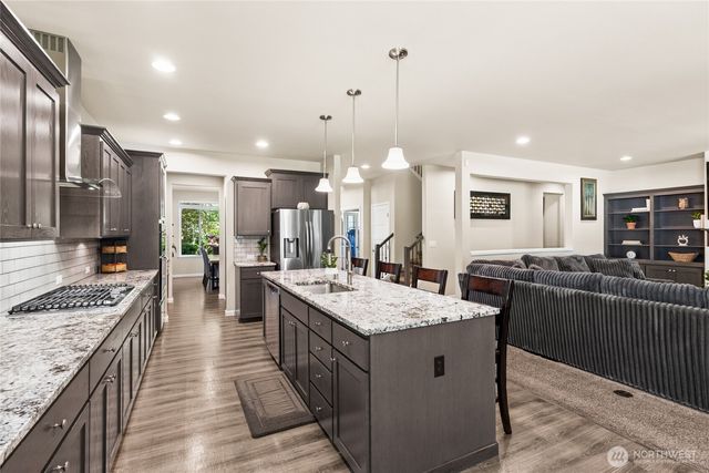 5143 Nuthatch Court NE, Lacey, WA 98516