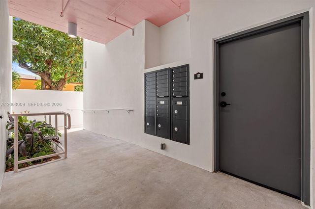 315 NW 32 Street 303, Miami, FL 33127